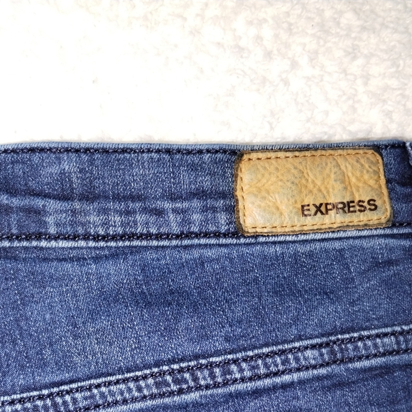 Express Girlfriend Jeans - Size 2 - Picture 6 of 6